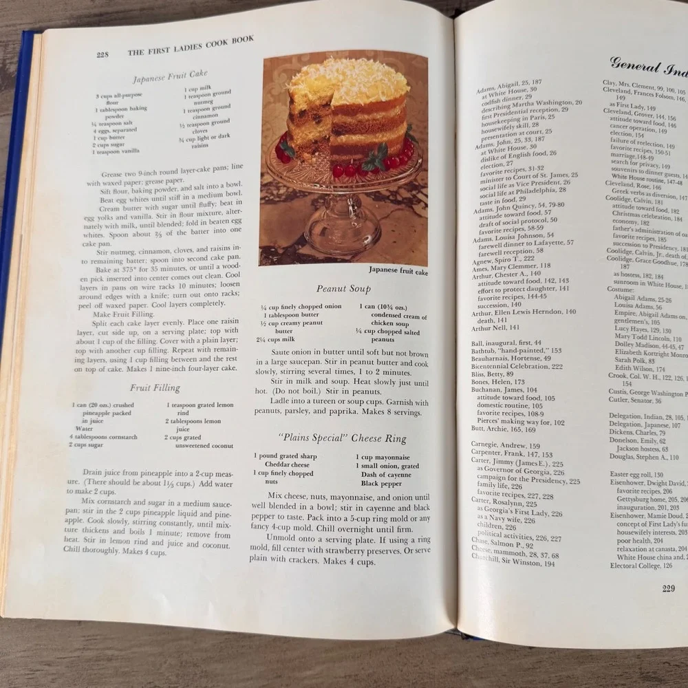 The First Ladies Cook Book Favorite Recipes of‎ All the Presidents 1977 Edition